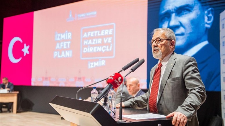 Naci Görür: Tehlike Yaklaşıyor!