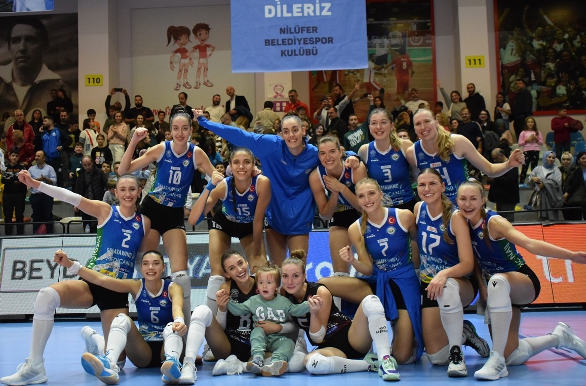 Nilüferin Sultanları Üst Tura Rahat Geçti