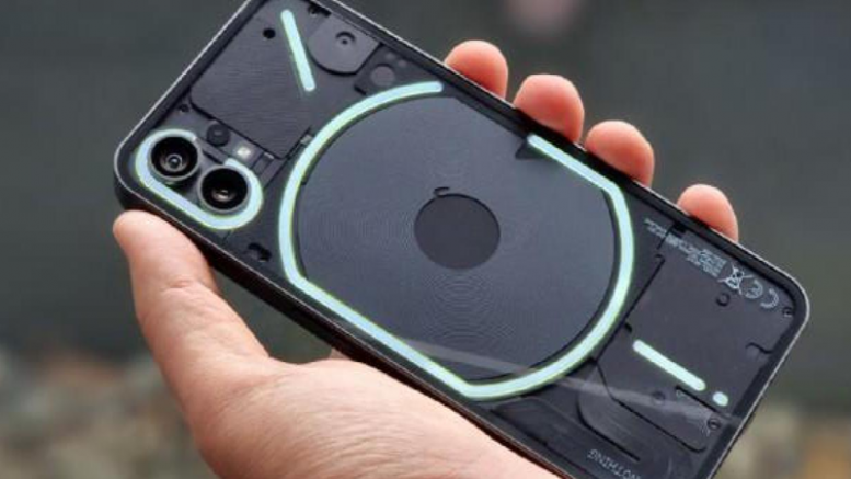 Nothing Phone (1) Türkiye’ye Geliyor