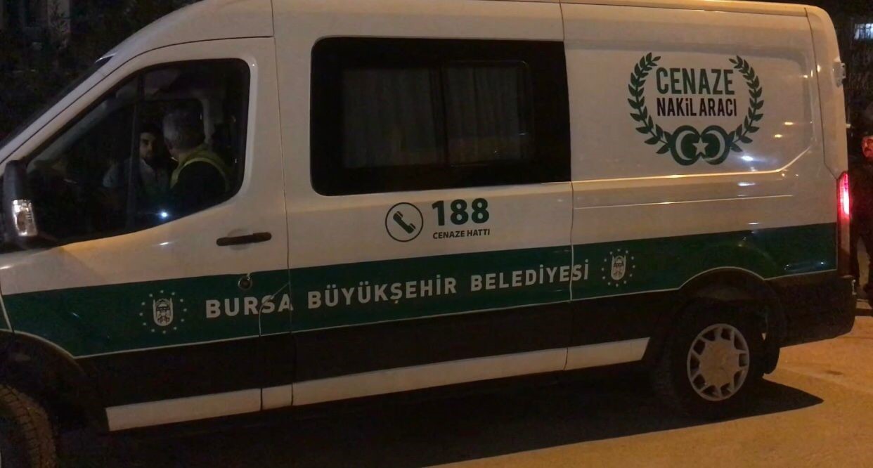 Önce Boşandığı Eşini Sonra Kendisini Vurdu