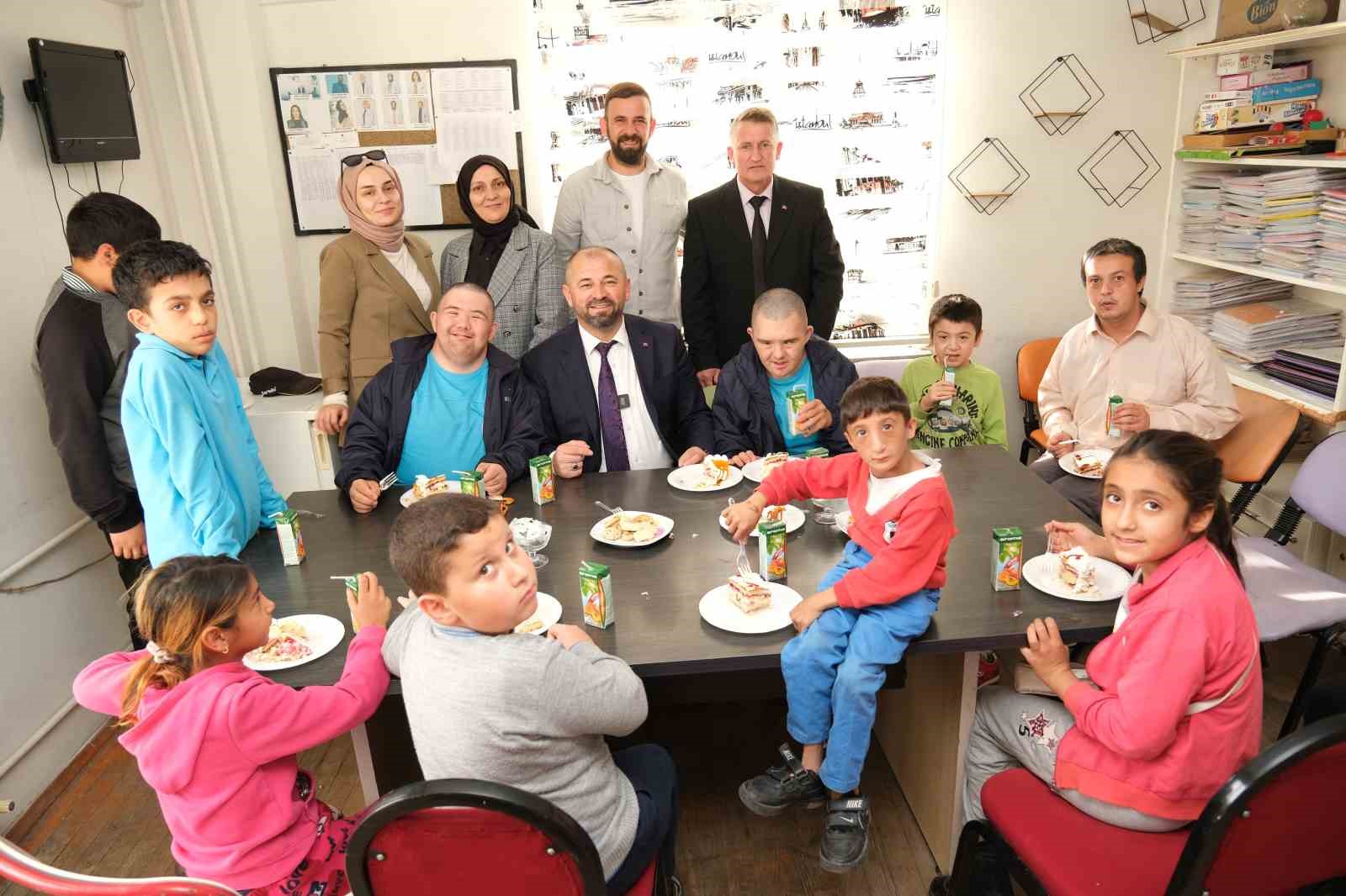 Orhaneli Belediyesi Yüreklere Dokunmaya Devam Ediyor