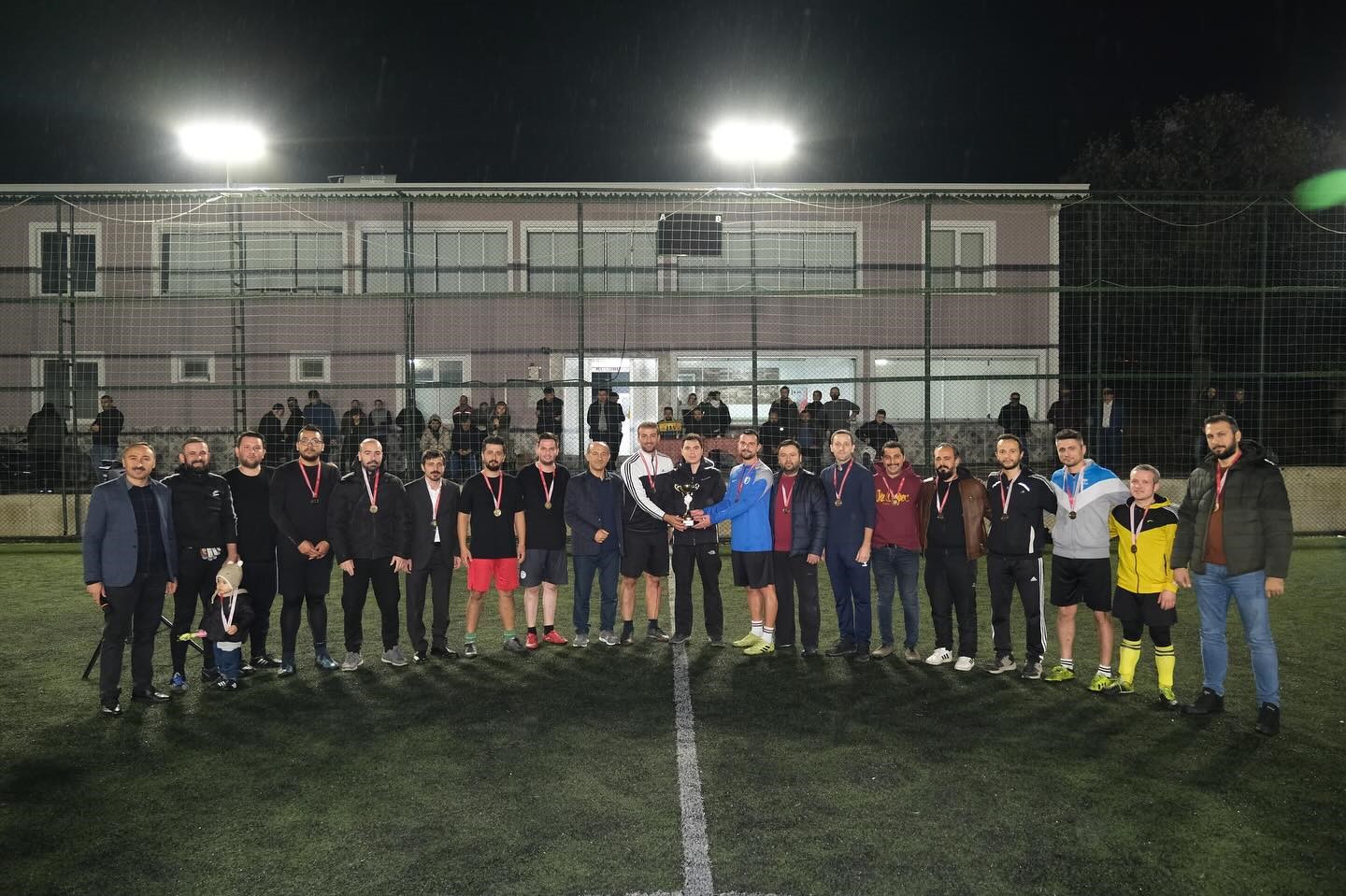 Orhanelinde Futbol Şöleninde Şampiyon Eğitim Gücü