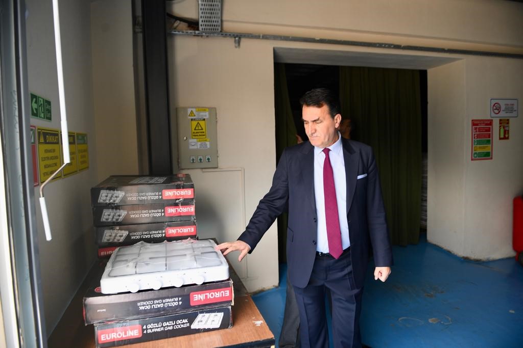 Osmangazi Belediyesi'nin Deprem Bölgesine Yardımları Devam Ediyor