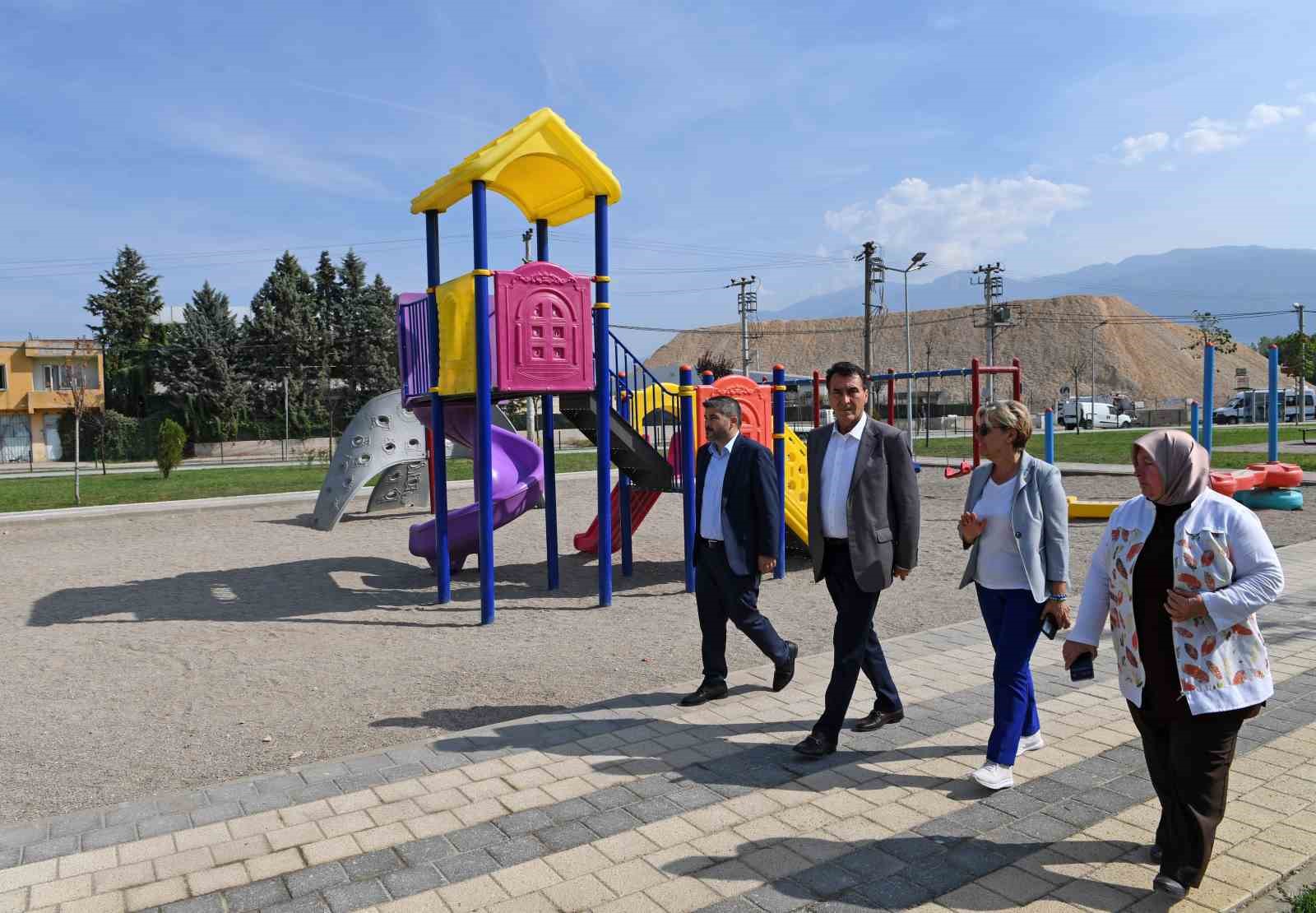 Osmangazide Parklar Yenileniyor