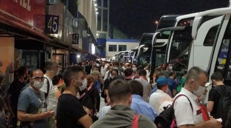 Otogarda Bayram Yoğunluğu Başladı