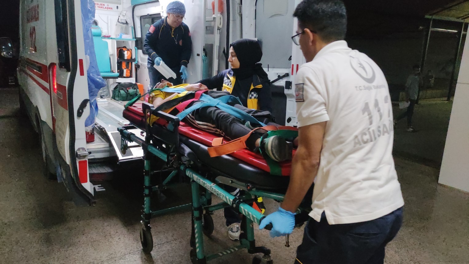 Otomobilden Fırlayarak Yaralanan Sürücü Ehliyetsiz Çıktı
