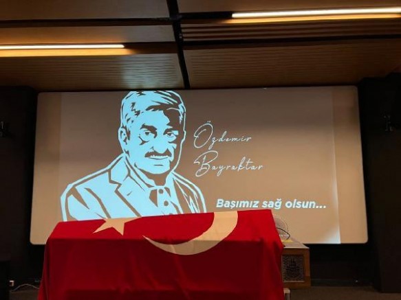 Özdemir Bayraktar son yolculuğuna uğurlanıyor!