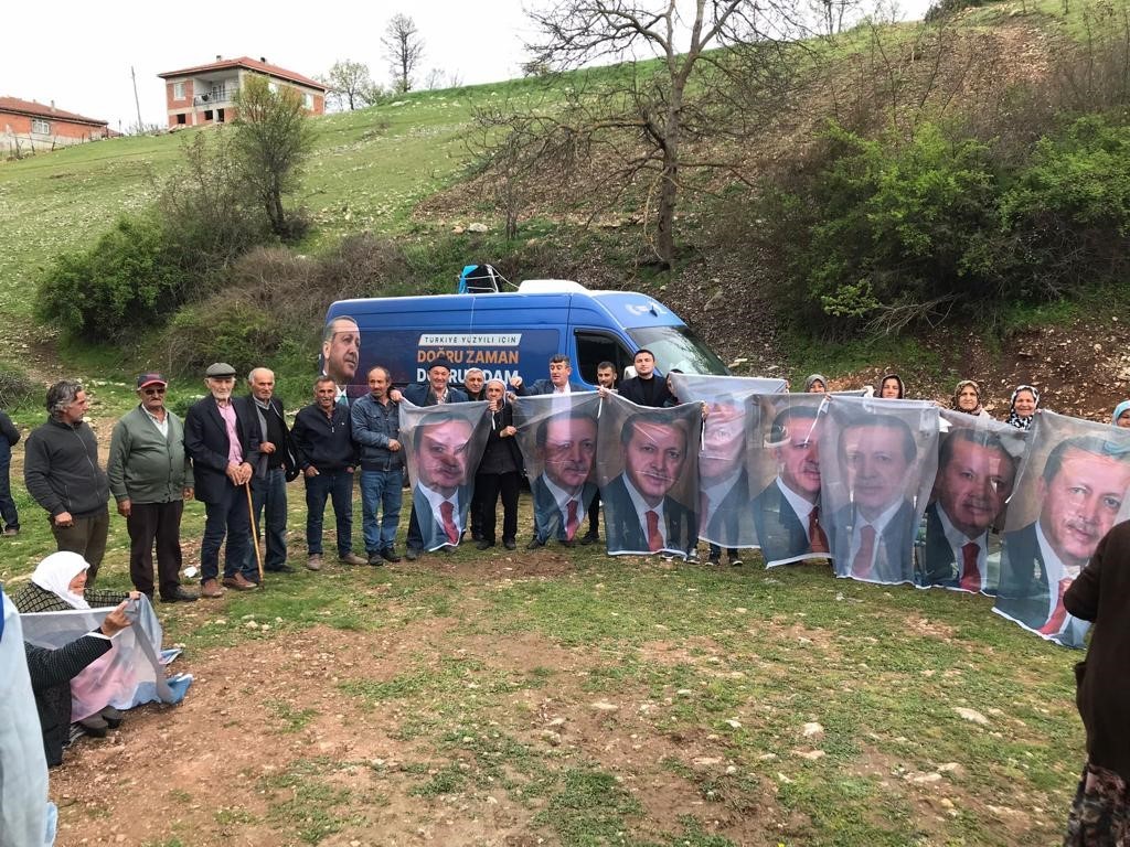 90 Yaşındaki Hacer Ninenin Tayyip Erdoğan'a Duası Sosyal Medyaya Damgasını Vurdu