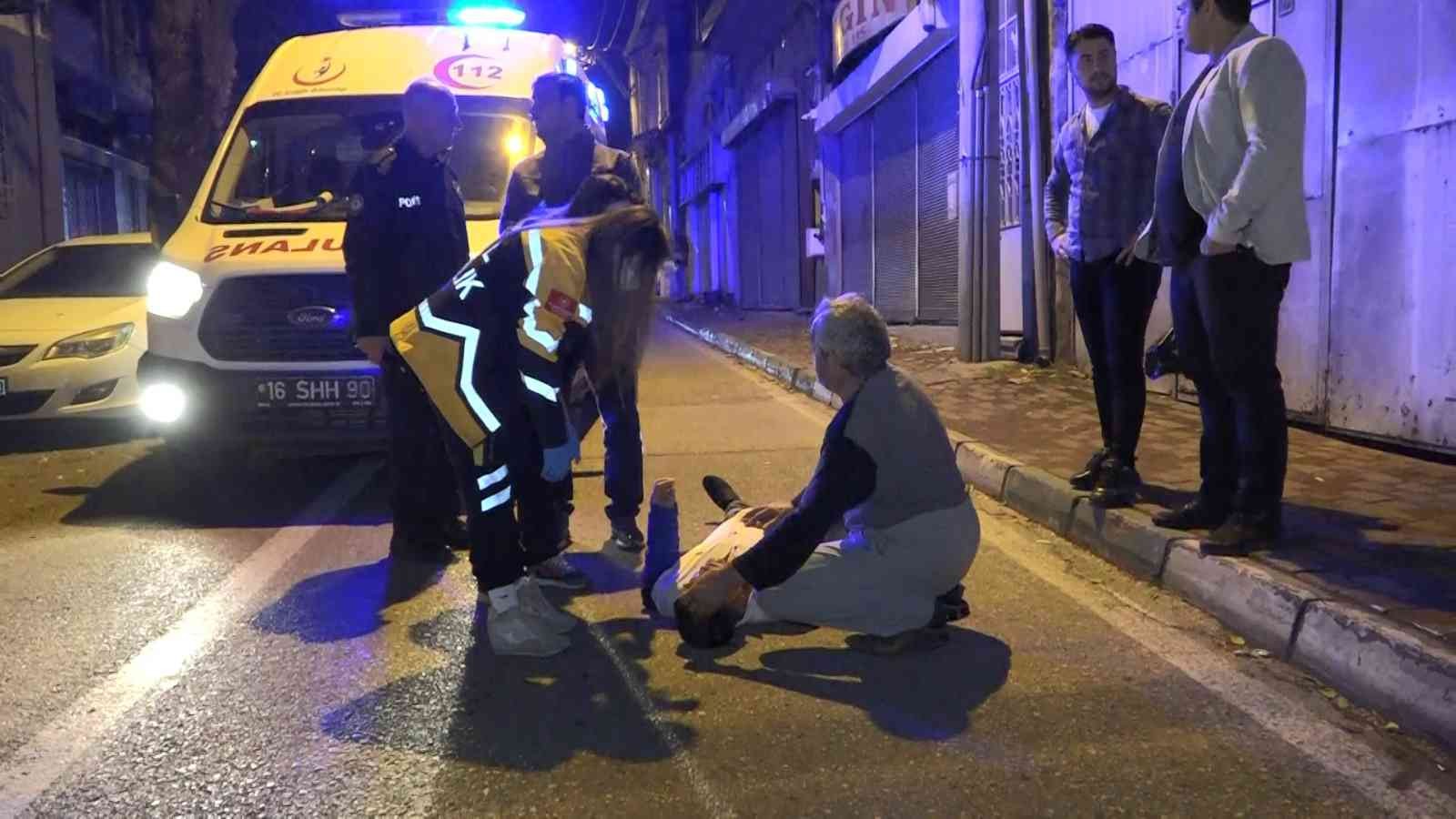Babasını Yolun Ortasında Darp Edip Arkasına Bakmadan Gitti