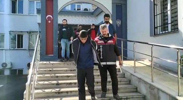 Önce Yatırlara Dua Etti, Daha Sonra Muslukları Çaldı