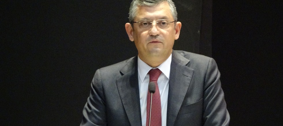 Özgür Özel Romanya’da!