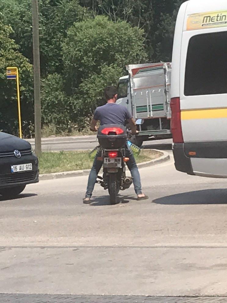 Pancar Motoru İçin Pet Şişeyle Benzin Alınca Polisi Alarma Geçirdi