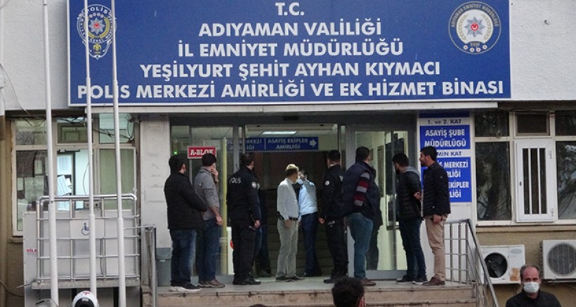 Polis Merkezinde Kavga Ettiler