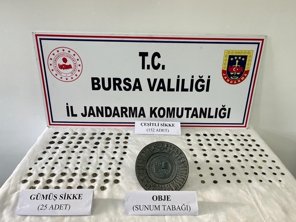 Roma Dönemi Ait Tarihi Eser Satmaya Çalışırken Yakayı Ele Verdi