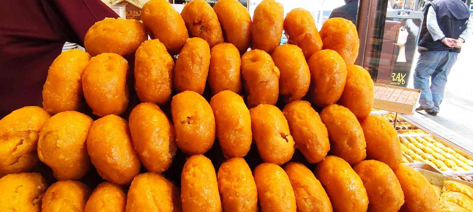 Sadece Ramazan Ayında Yapıyor, Tarifini Kimseye Vermiyor