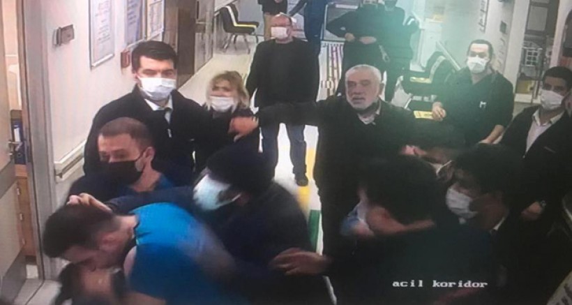 Sağlık Çalışanlarına Çirkin Saldırı!