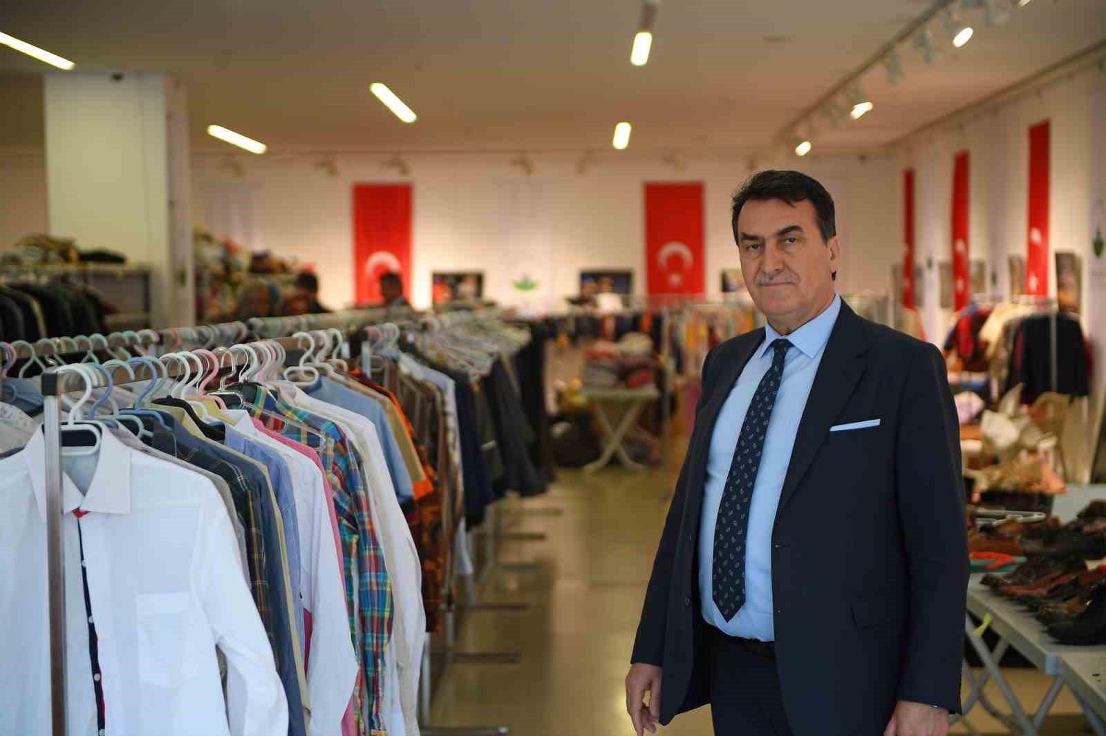 Sevgi Mağazası Depremzede Vatandaşlara Kucak Açtı