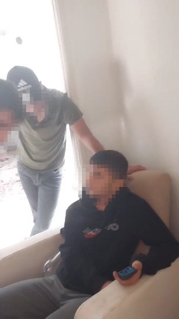 Sevgilime Yazdın Dedi, Metruk Binada Darp Etti