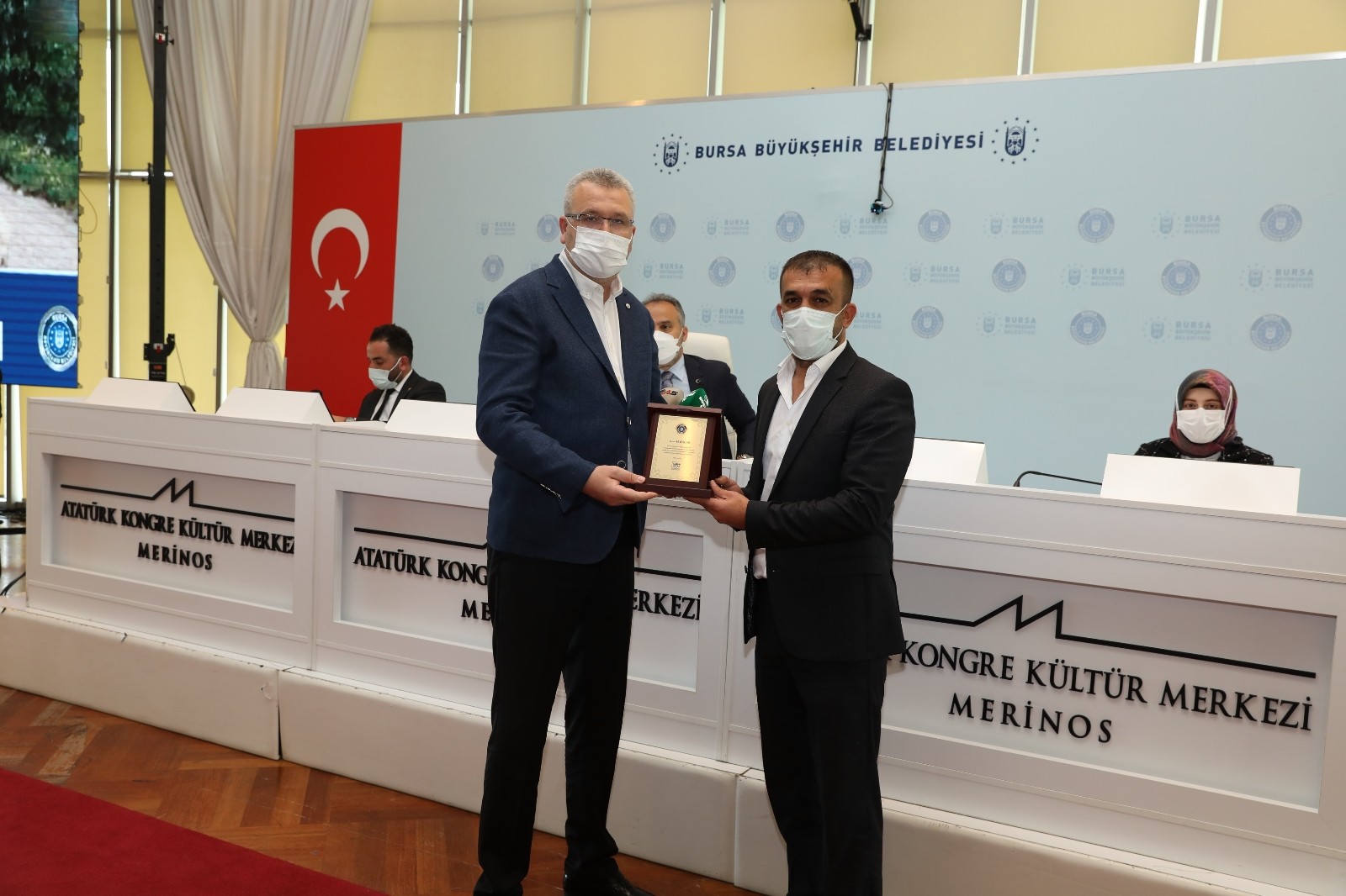 Sokak Hayvanlarına Özel Ciğer Kebaba Ödül