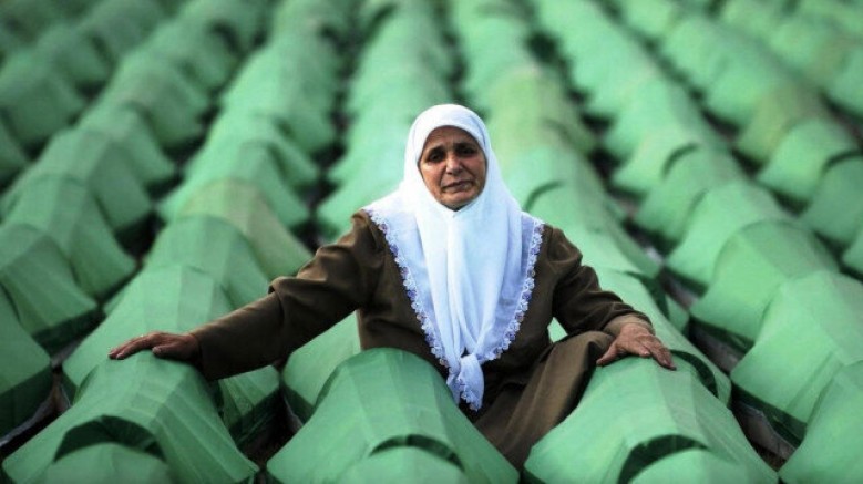 Srebrenitsa soykırımının üzerinden 28 yıl geçti!