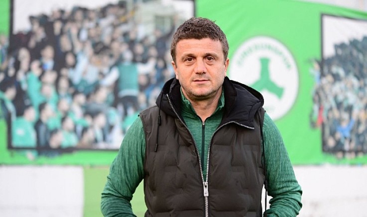Süper Lig'de bir hoca daha istifa etti!