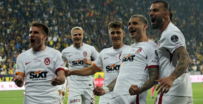 Süper Lig'de şampiyon Galatasaray!