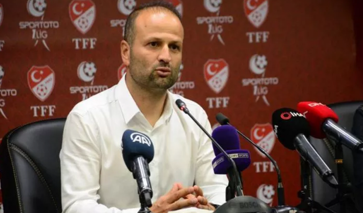 Süper Lig ekibinde flaş ayrılık!
