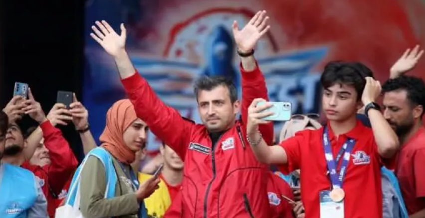T3 Vakfı'ndan 4 bin öğrenciye burs