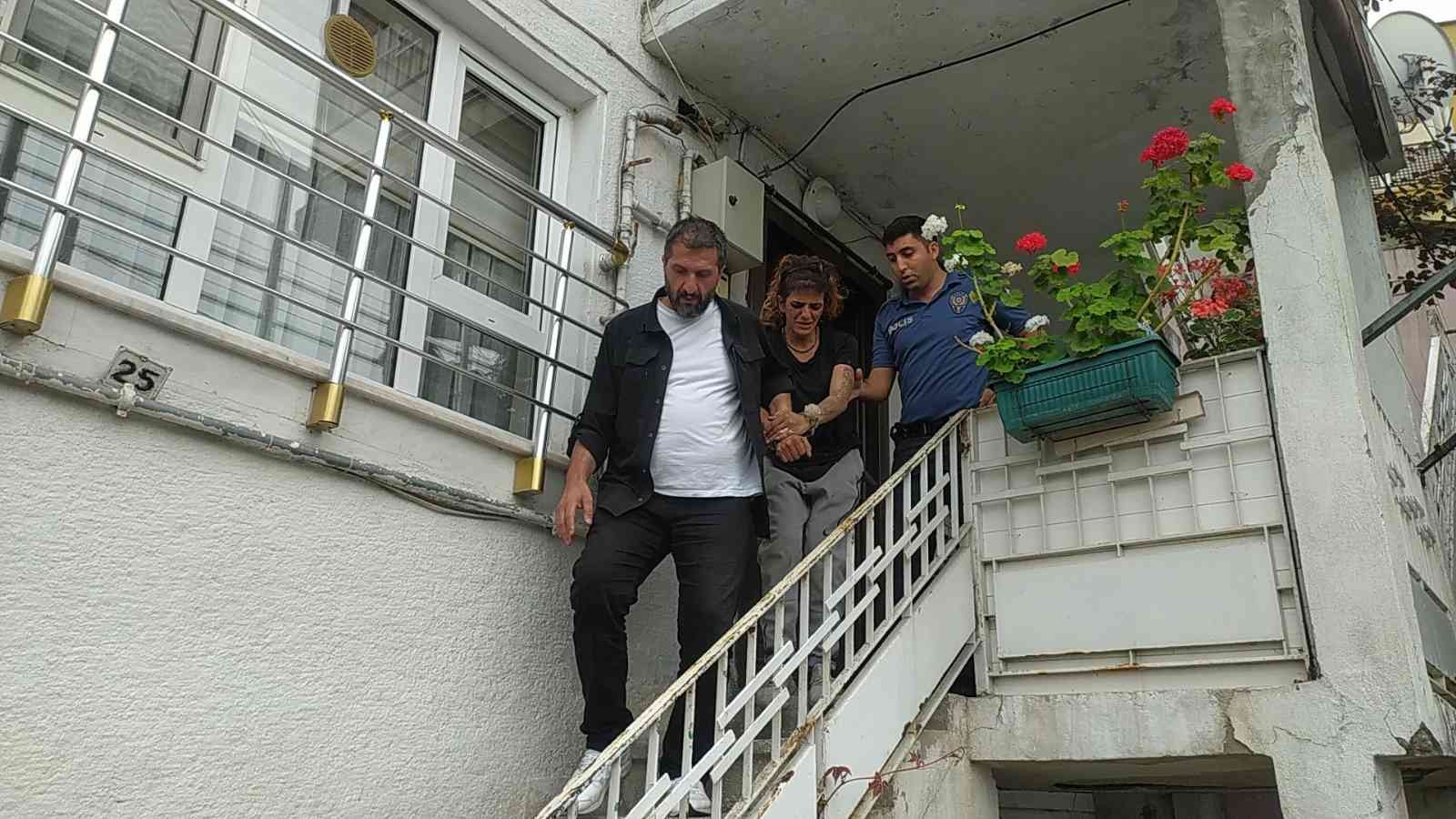 5 Evi Soyan Kadın Hırsız Tabletten Yapılan Tespit Sonucu Çatıdan Çatıya Kaçarken Yakalandı