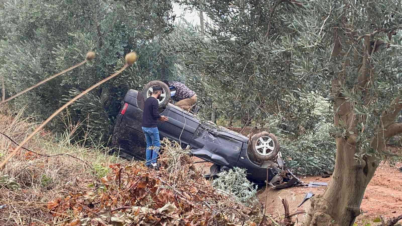 Bursa'da Kanala Uçan Araç Takla Attı
