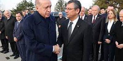 Özgür Özel'den Erdoğan ile görüşmesine ilişkin açıklama: Nezaket ziyareti değil