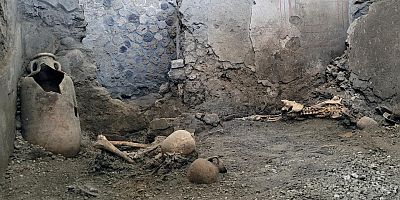 Pompei'deki kazılarda ölen kişilere ait kalıntılar bulundu!
