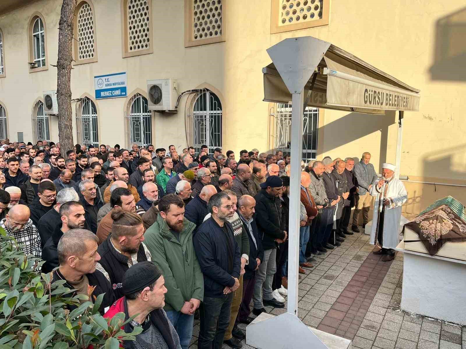 Yaya Geçidinde Servisin Çarptığı 21 Yaşındaki Esraya Acı Veda