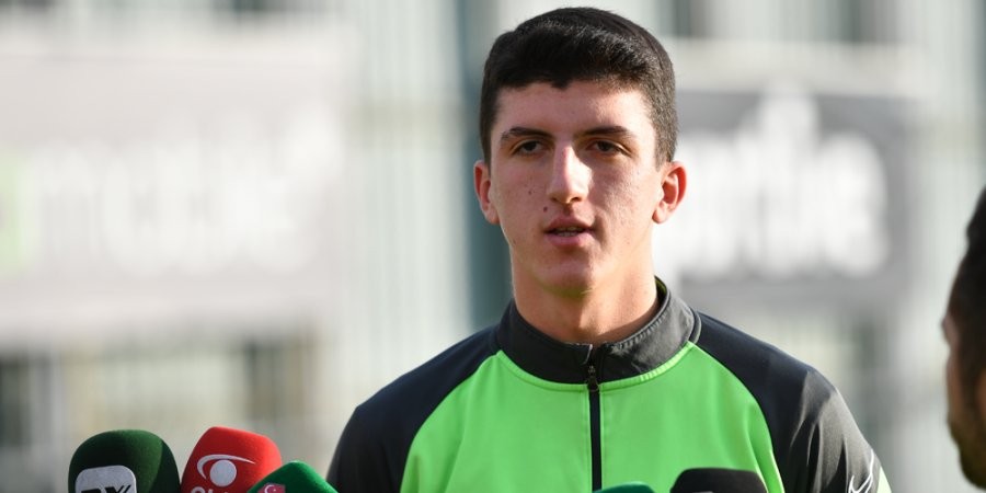 Taha Altıkardeş: “Bursasporu Ve Ülkemizi Avrupada Temsil Etmek İstiyorum”