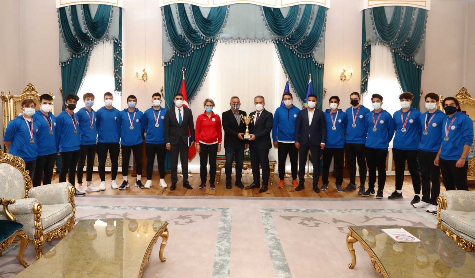 Tarih Yazan Sporculardan Başkan Aktaşa Ziyaret