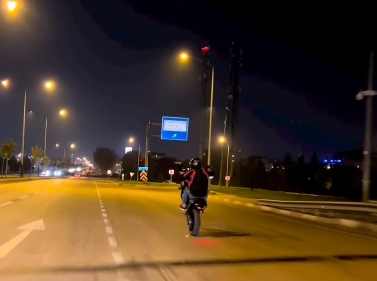 Tek Tekerli Tehlikeli Şov