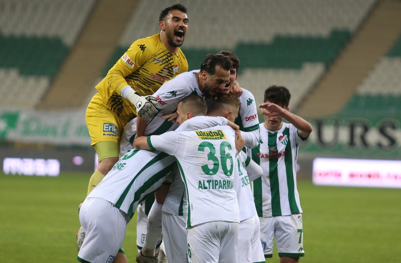 Tff 1. Lig: Bursaspor: 2 - Bandırmaspor: 1