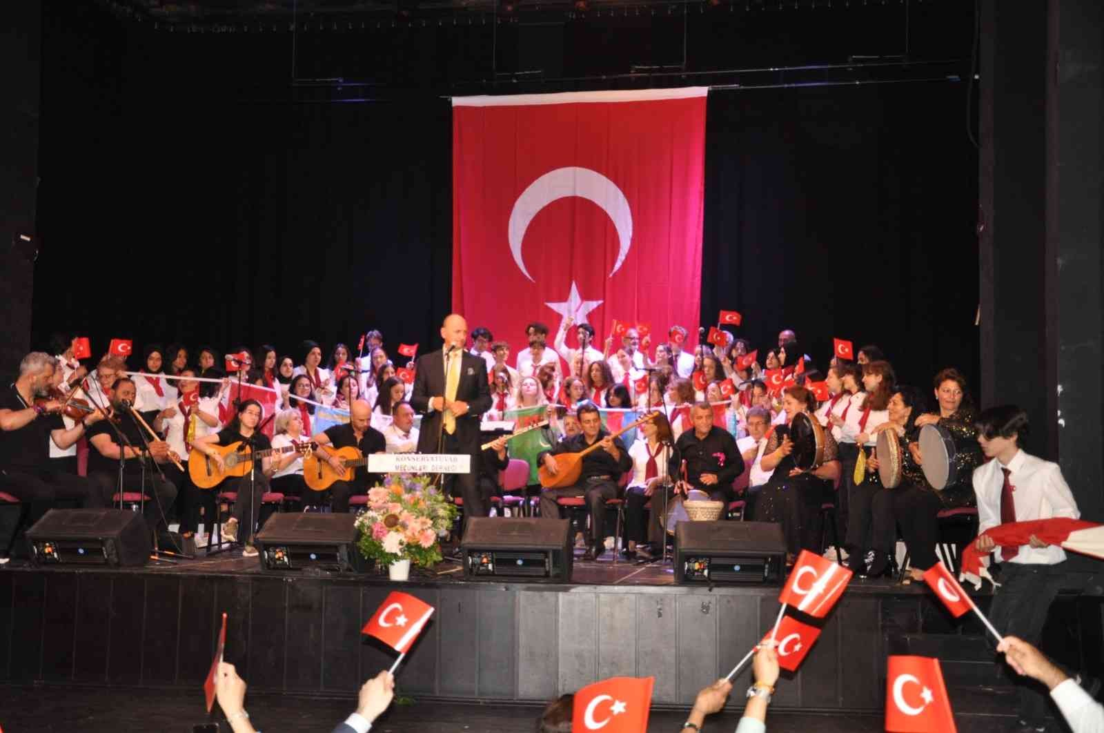 Tkmde Gençleşen Türküler Rüzgârı