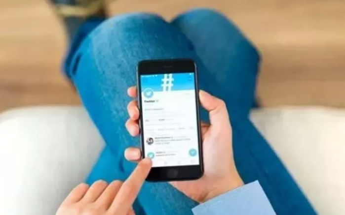 Twitter'a 'Resmi' etiket geliyor