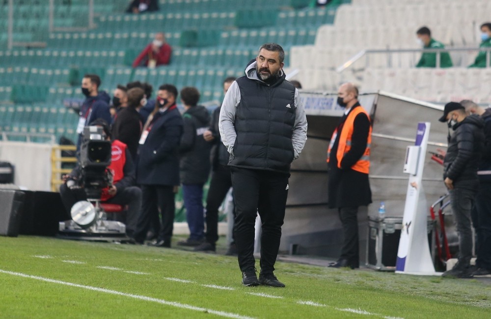 Ümit Özat: “Maç Kaybettiğimizde Tesiste İnsan İçine Çıkmak Bile Zor Oluyor”
