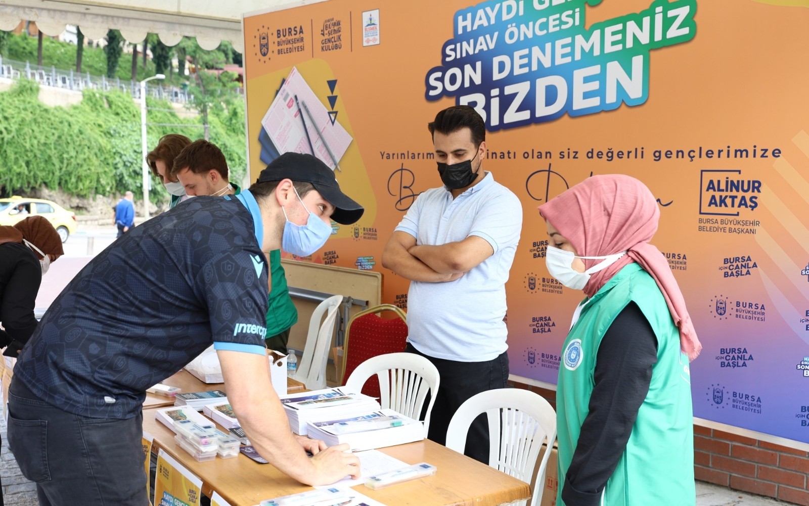 Üniversite Adaylarına Tam Destek
