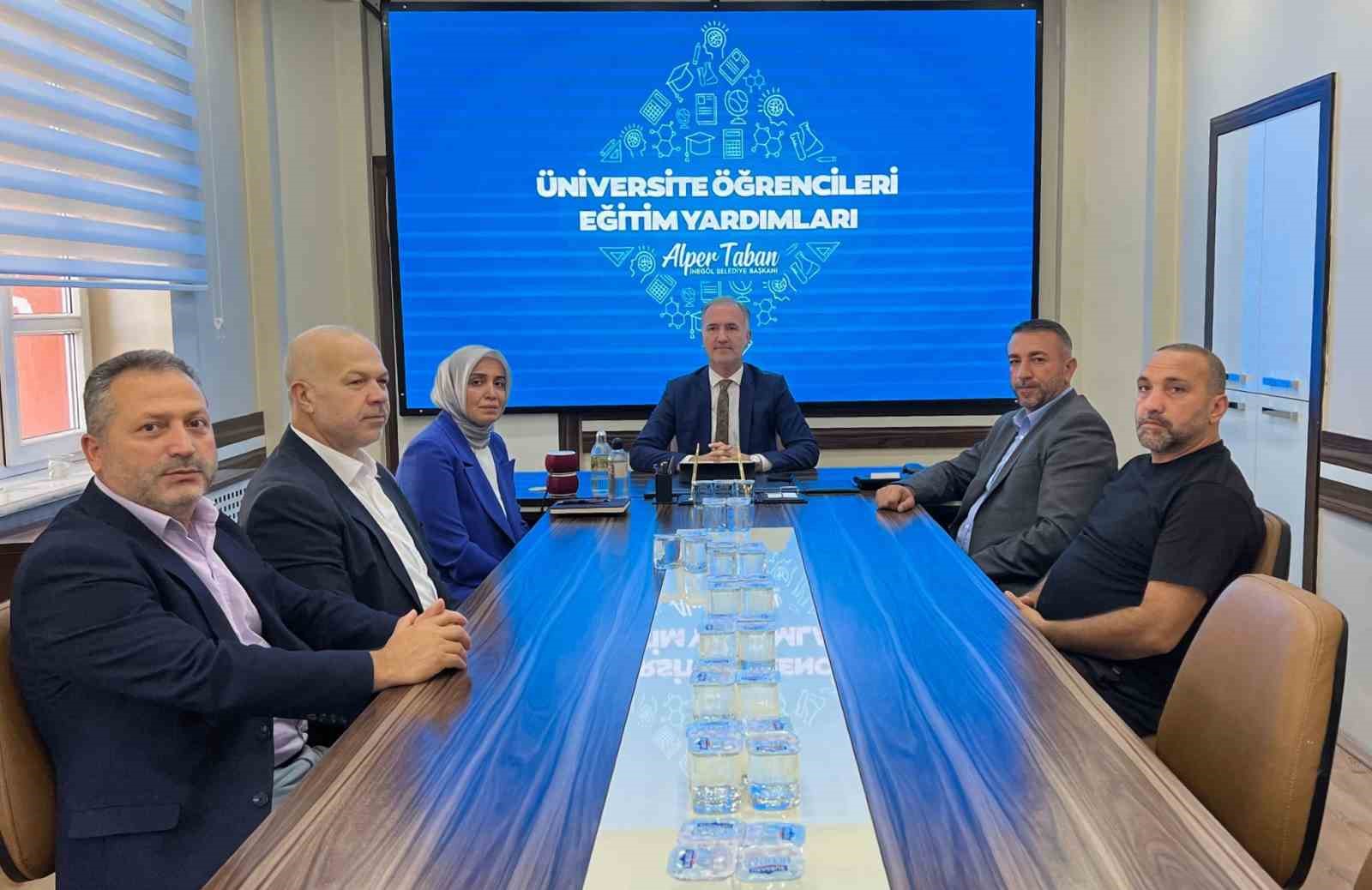 Üniversite Öğrencileri Eğitim Yardımları İçin Başvurular Başlıyor