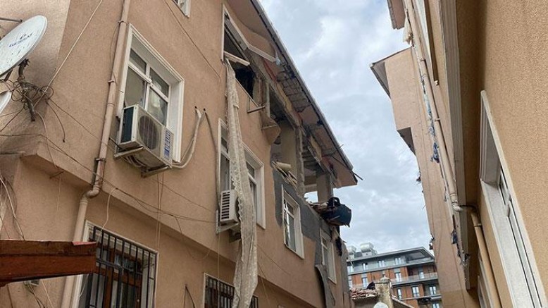 Üsküdar'da şiddetli patlama!