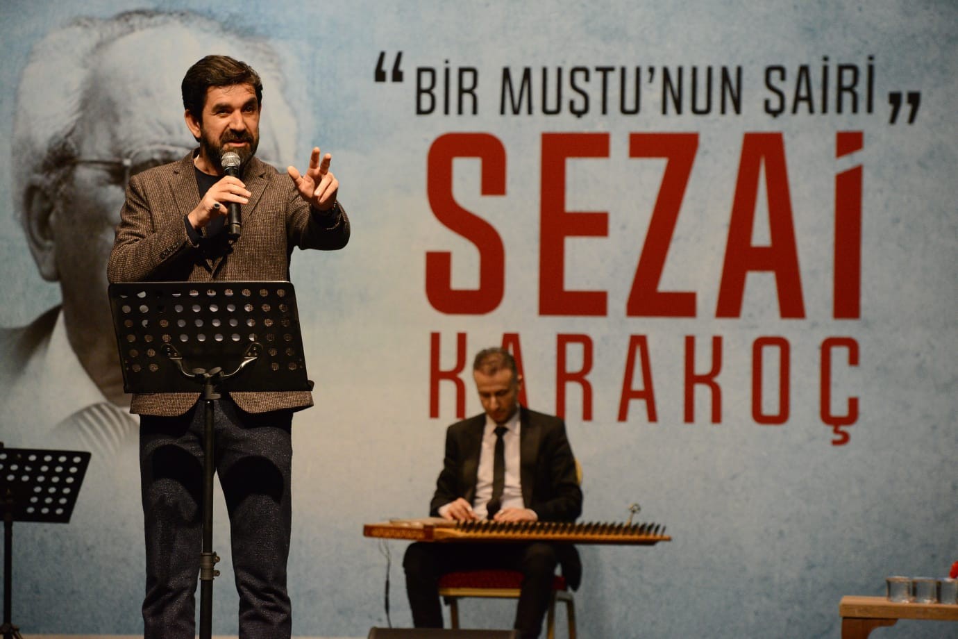 Usta Şair Şiirleriyle Anıldı