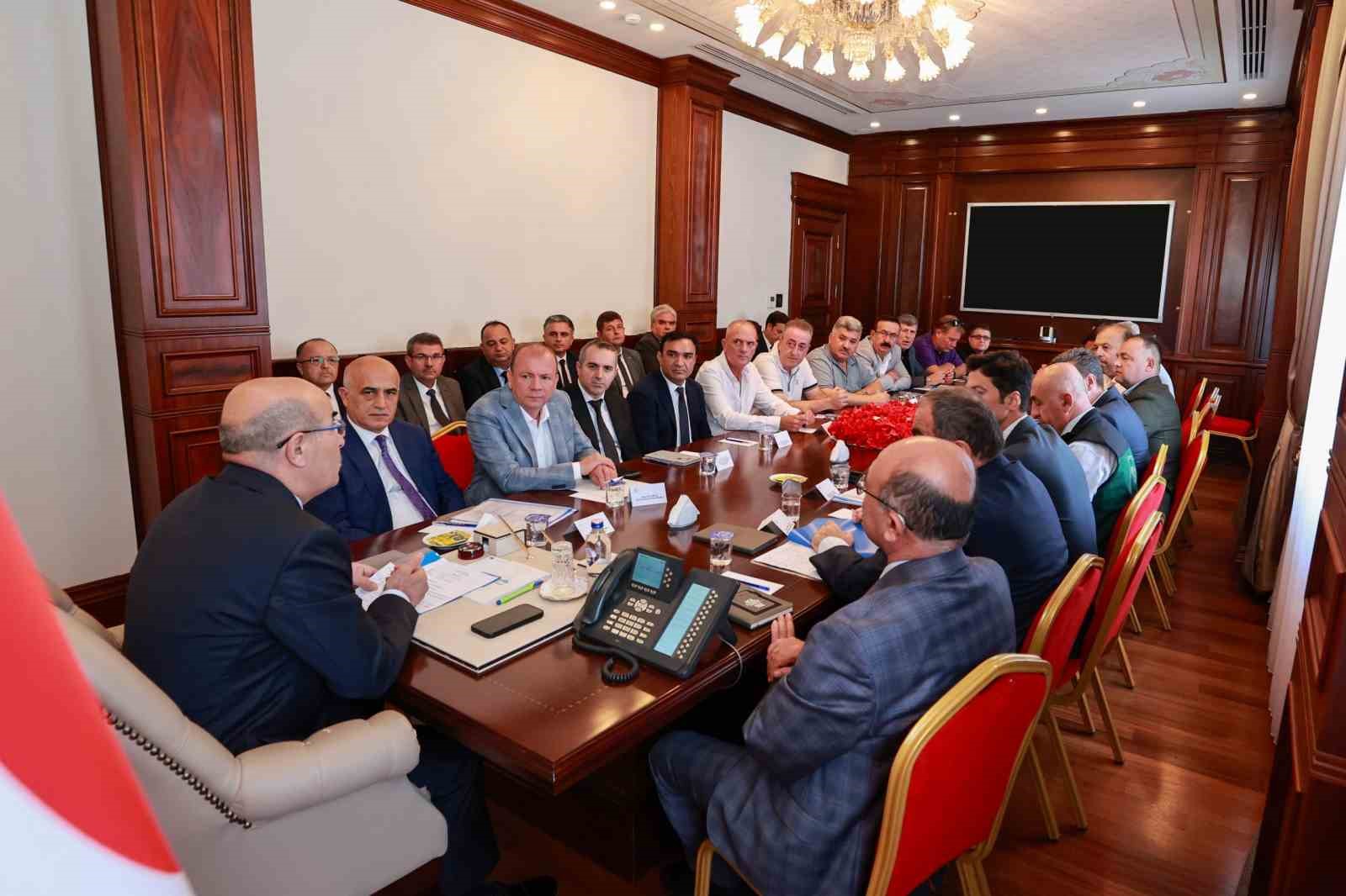 Vali Demirtaş, Bursanın Topraklarında Yetişen Her Bir Ürün Milli Birer Servet