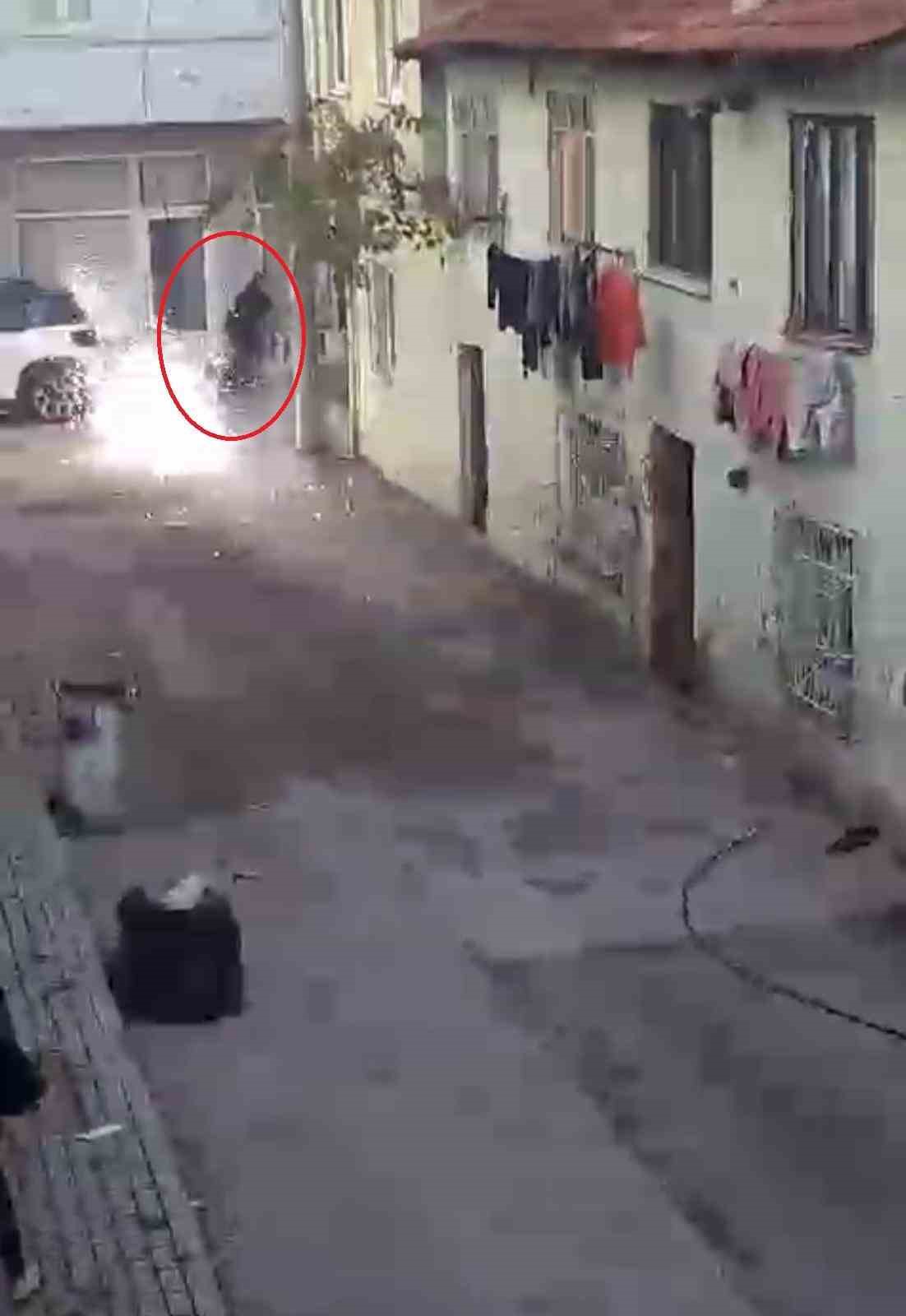 Video Çekmek İsterken Canından Oluyordu... Elektrik Teli Bomba Gibi Patladı