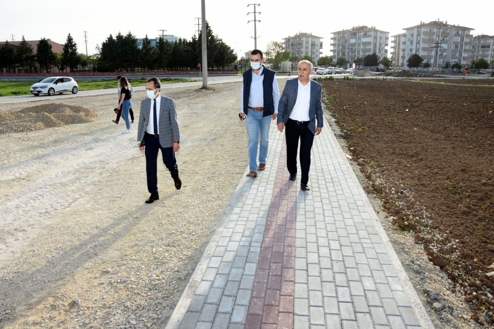 Yenişehirde Kapanma Döneminde Yol Çalışmaları Hızlandı