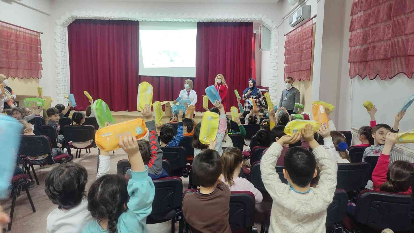 Yıldırımda Bir Günde 3 Bin 500 Kişiye Eğitim