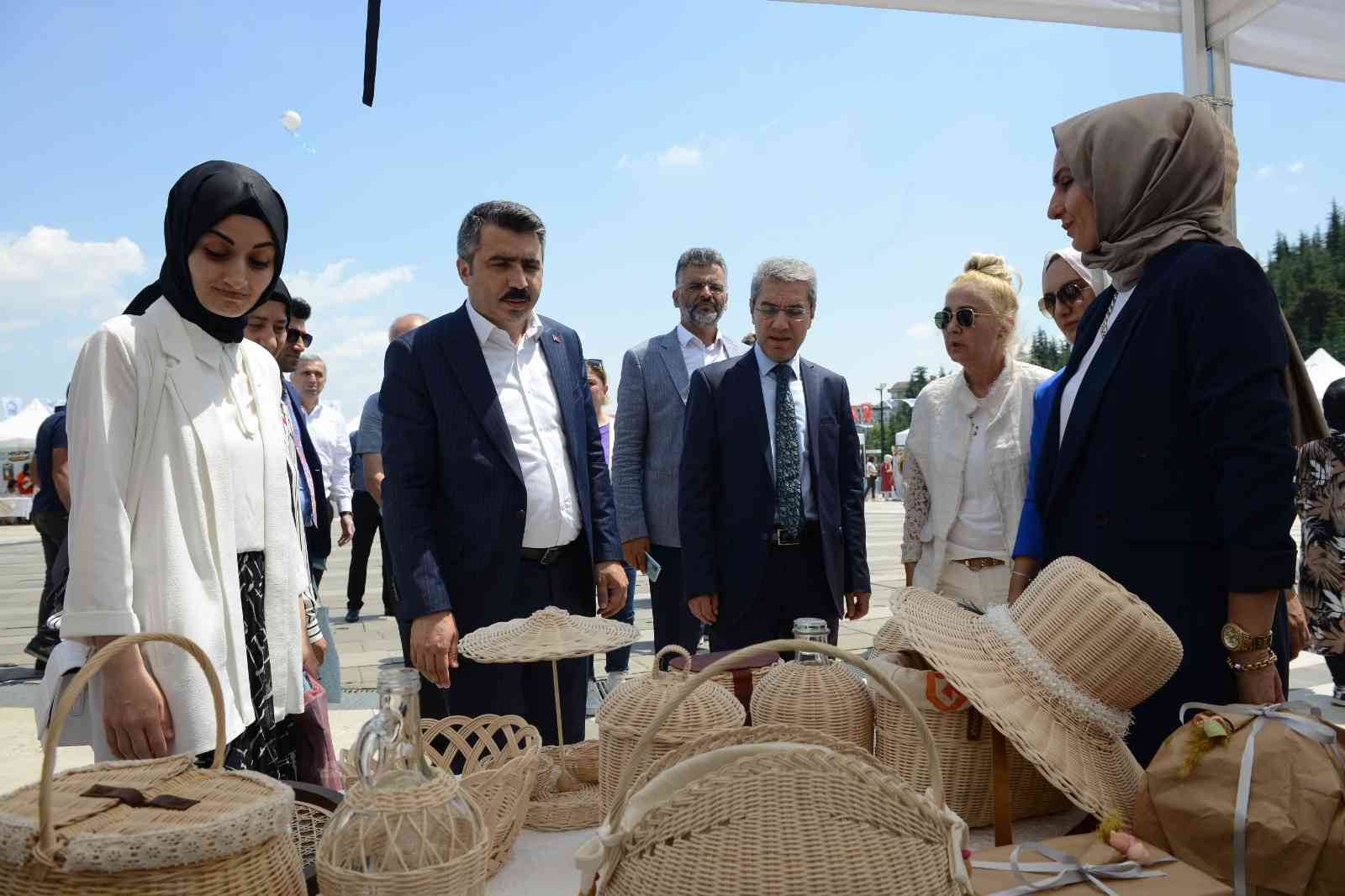 Yıldırımda El Emekleri Festivali Göz Kamaştırdı