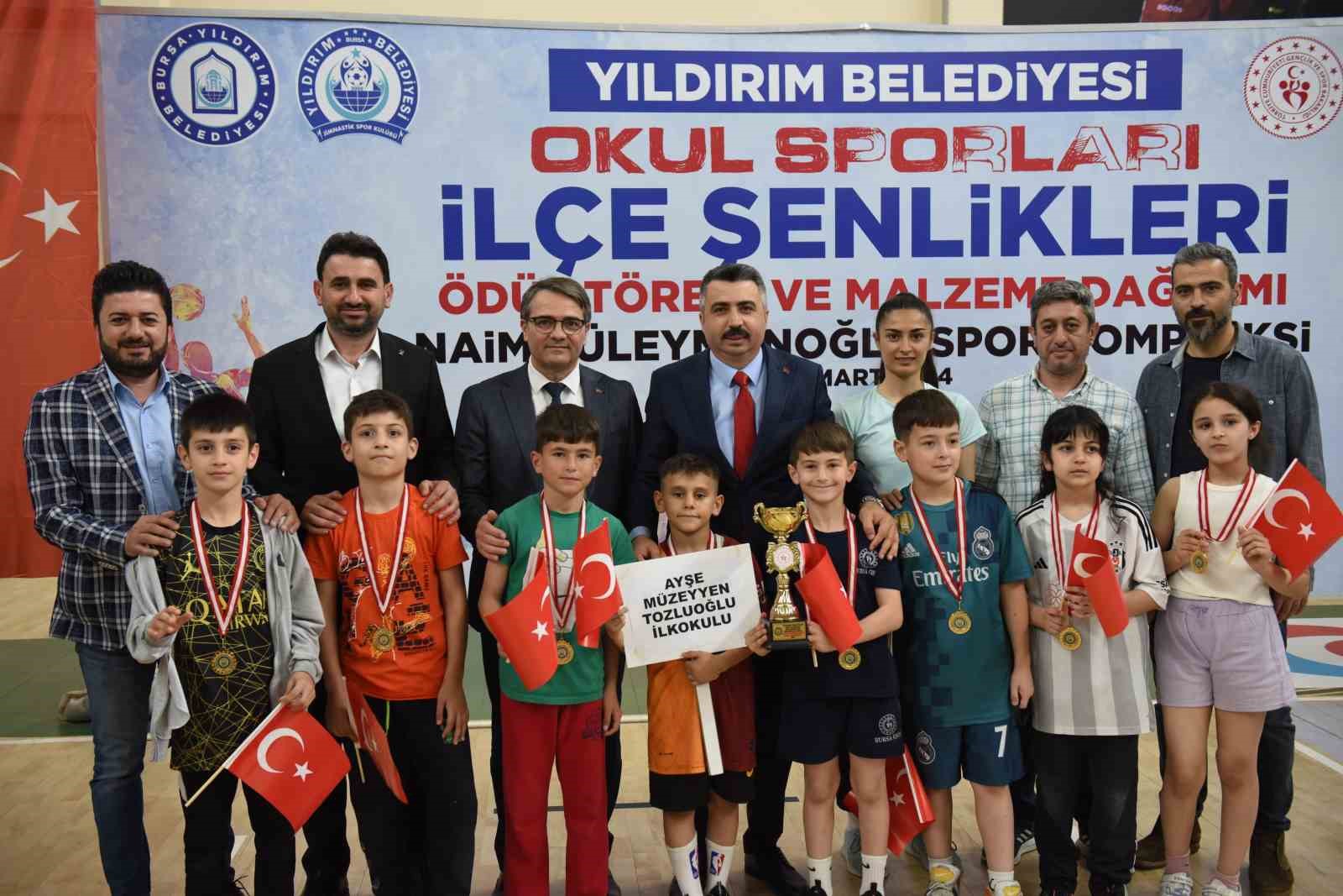 Yıldırımda İlkokullu Sporcular Ödüllendirildi